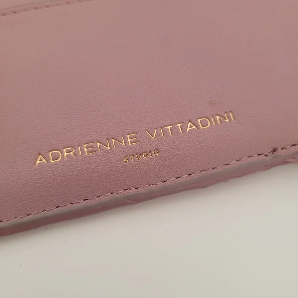 Adrienne Vittadini Studio Mauve Pink Card Case Slim Zip Wallet Floral Lining
